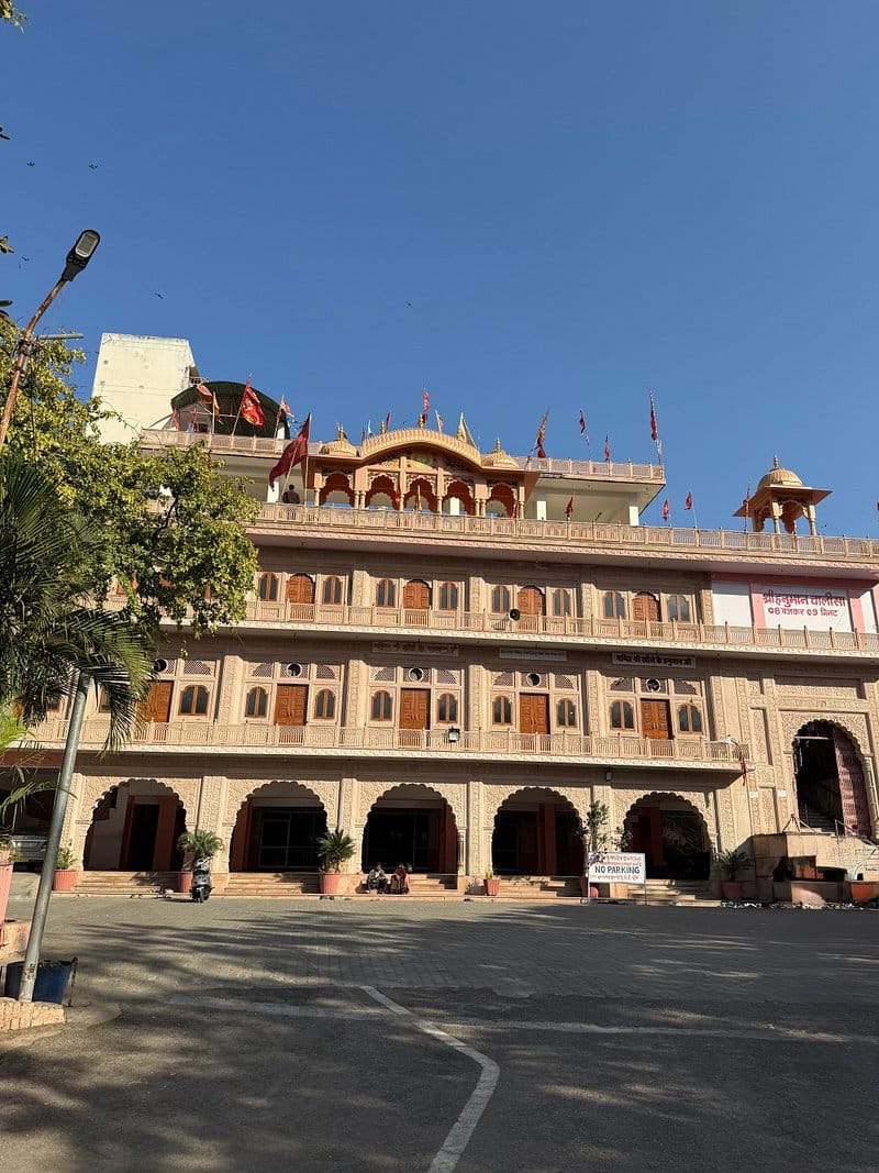 Shri Khole Ke Hanuman Ji Temple